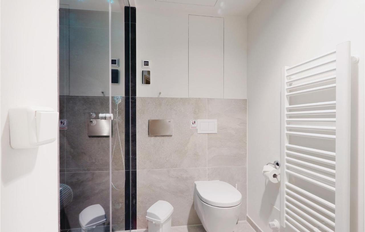 Nice Apartment In Luebeck Travemuende With Sauna Екстериор снимка