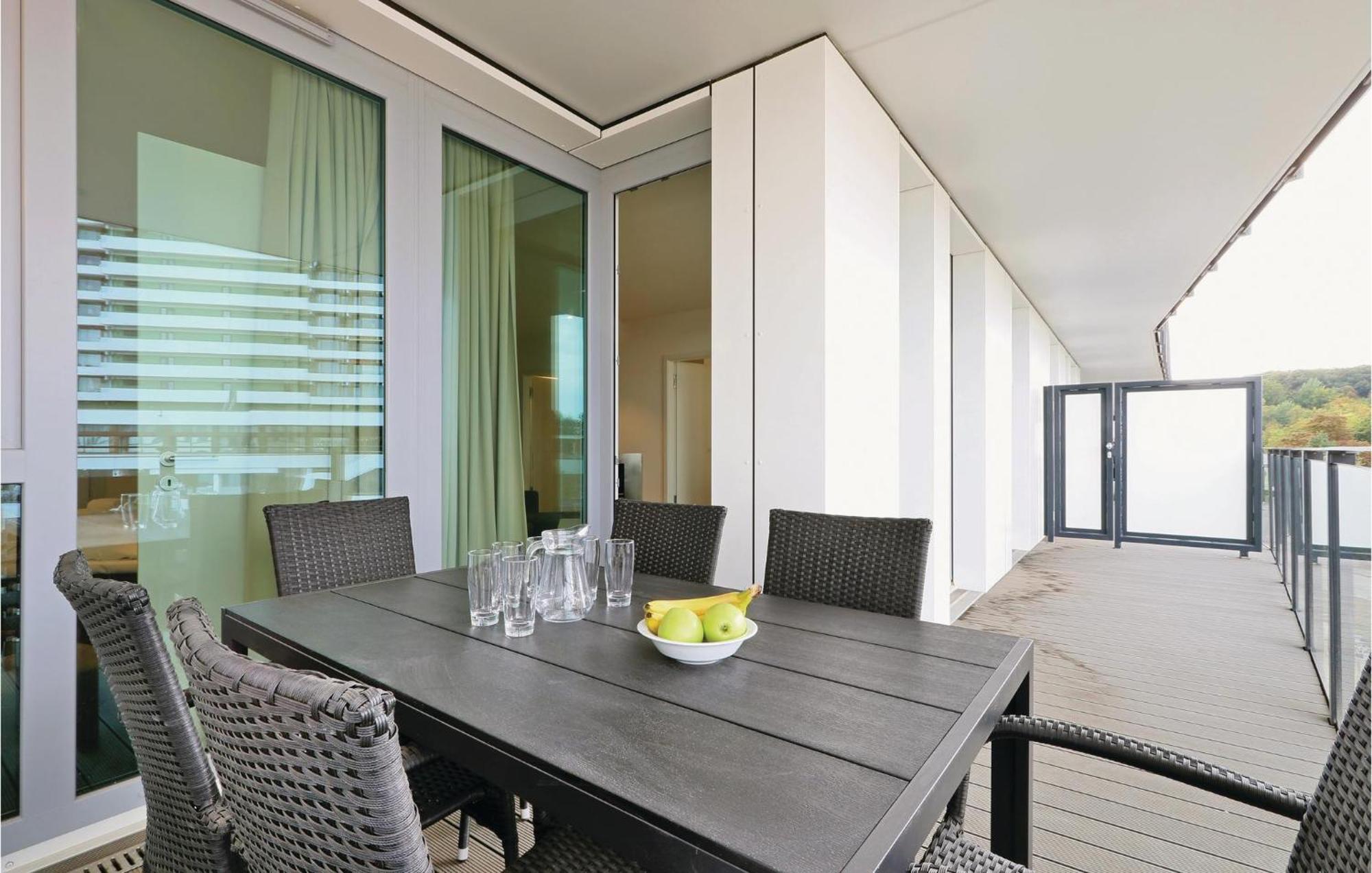 Nice Apartment In Luebeck Travemuende With Sauna Екстериор снимка