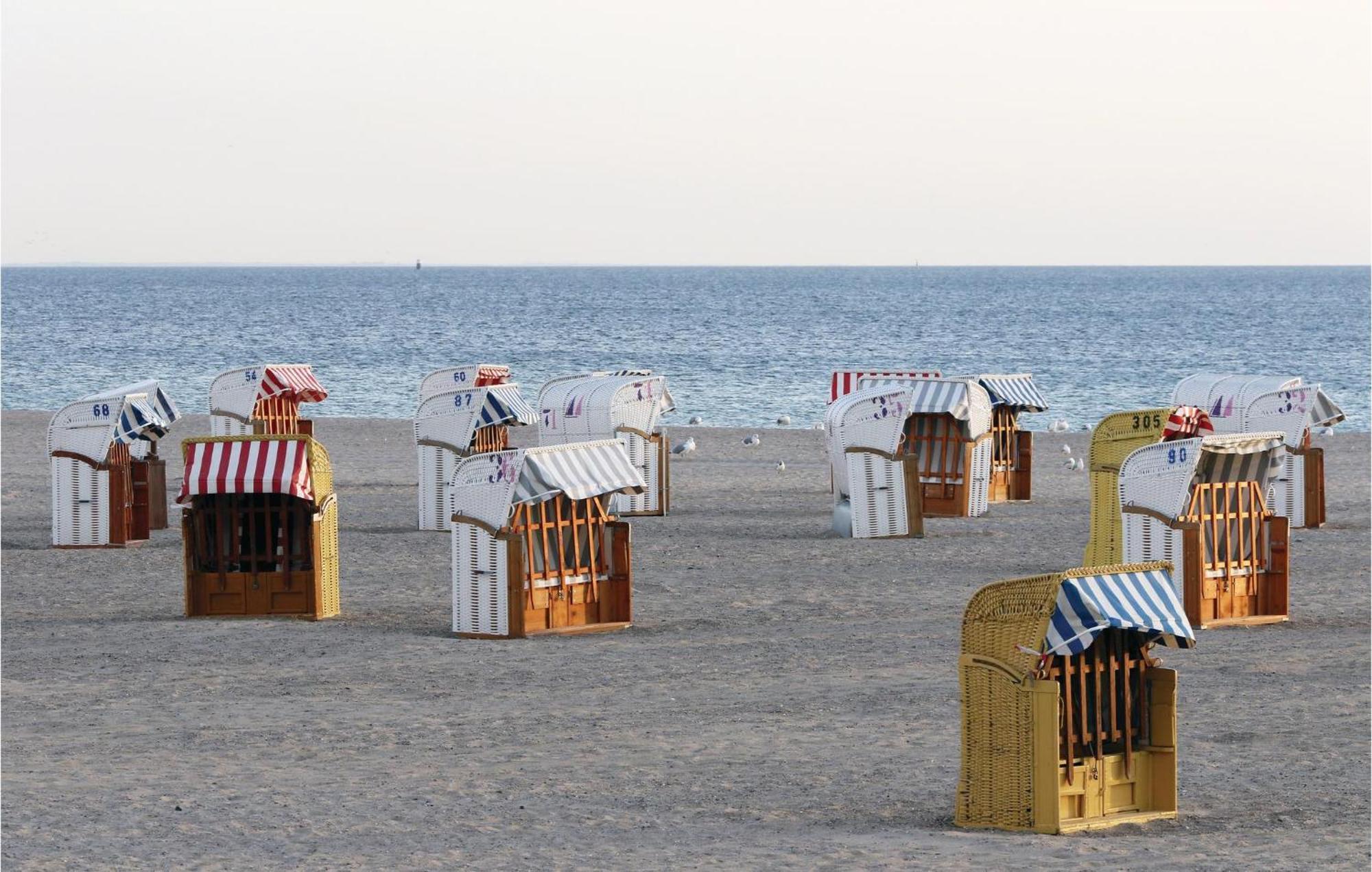 Nice Apartment In Luebeck Travemuende With Sauna Екстериор снимка
