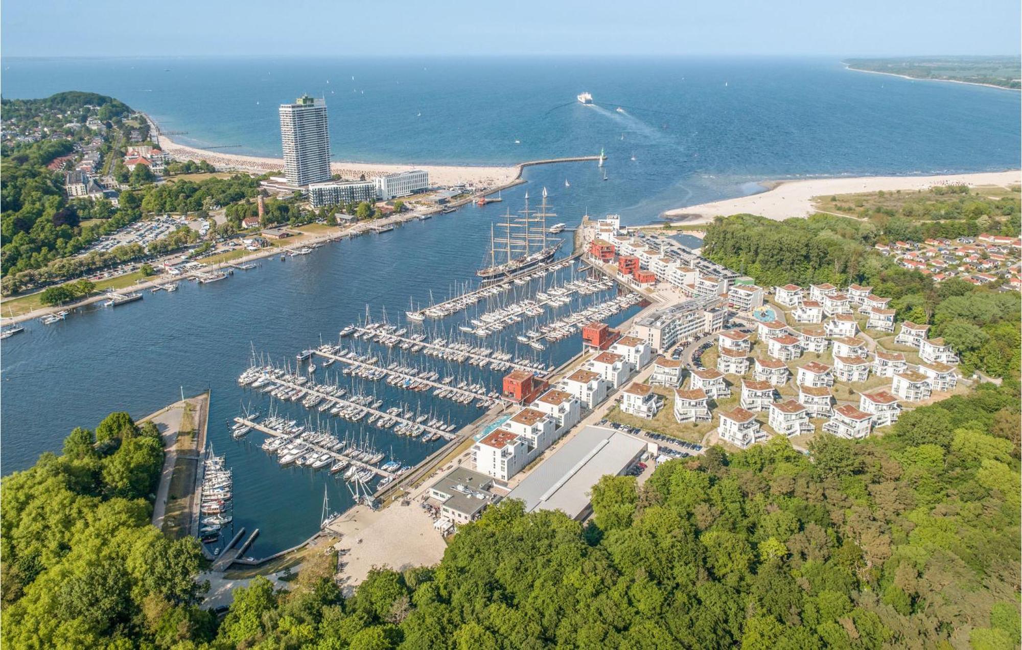 Nice Apartment In Luebeck Travemuende With Sauna Екстериор снимка